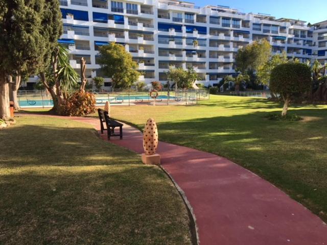 شقة Large And Elegant In Puerto Banus With Pools And Paddle ماربيا المظهر الخارجي الصورة