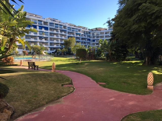 شقة Large And Elegant In Puerto Banus With Pools And Paddle ماربيا المظهر الخارجي الصورة