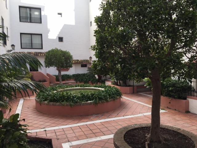 شقة Large And Elegant In Puerto Banus With Pools And Paddle ماربيا المظهر الخارجي الصورة